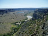 More of the Dry Falls can be seen in the distance