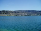 After leaving the Dry Falls, I drove south along the Coulee Corridor Scenic Byway (SR 17). There are pretty lakes along this highway.